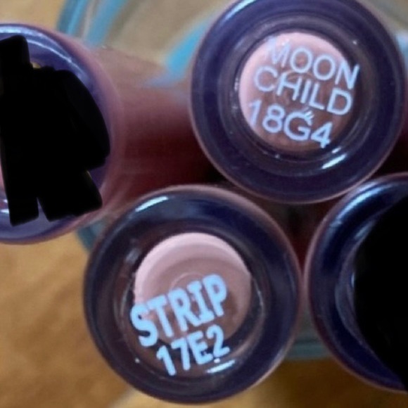 COLOURPOP Ultra Satin Lips STRIP - Picture 2 of 3